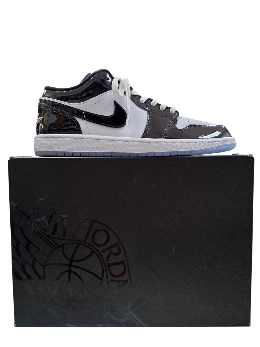 Nike Air Jordan 1 Low Sneakers